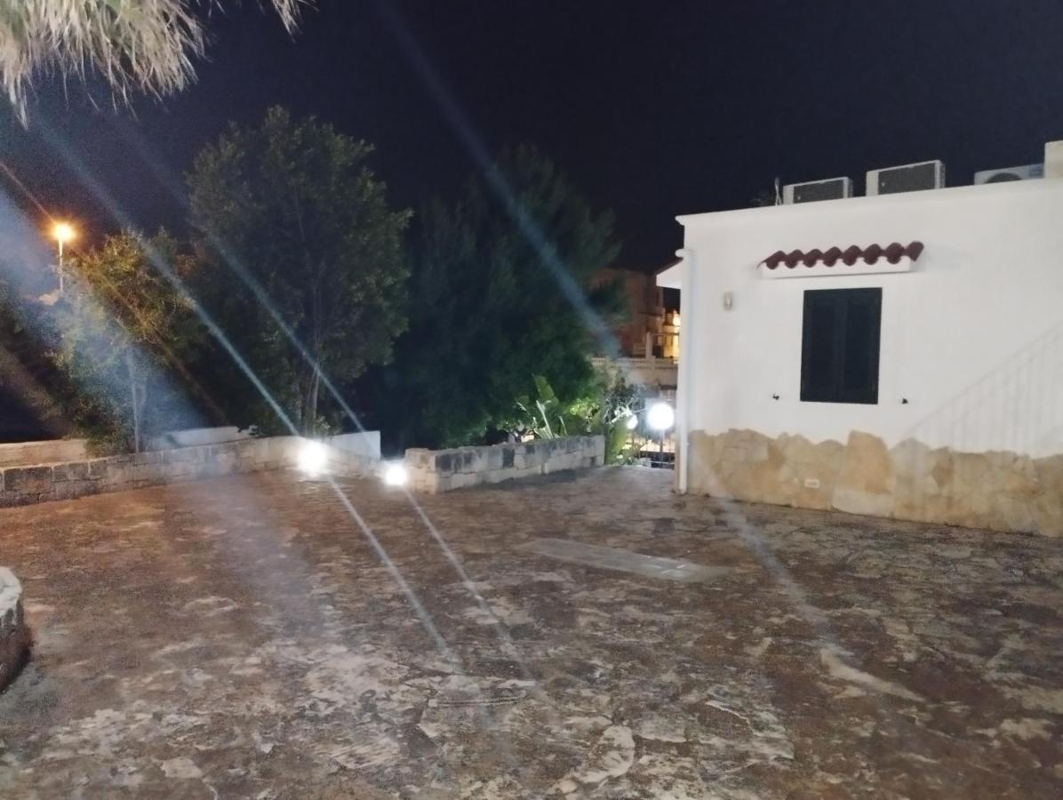 Clave, Affittacamere, Casa Vacanze Cozze Екстер'єр фото