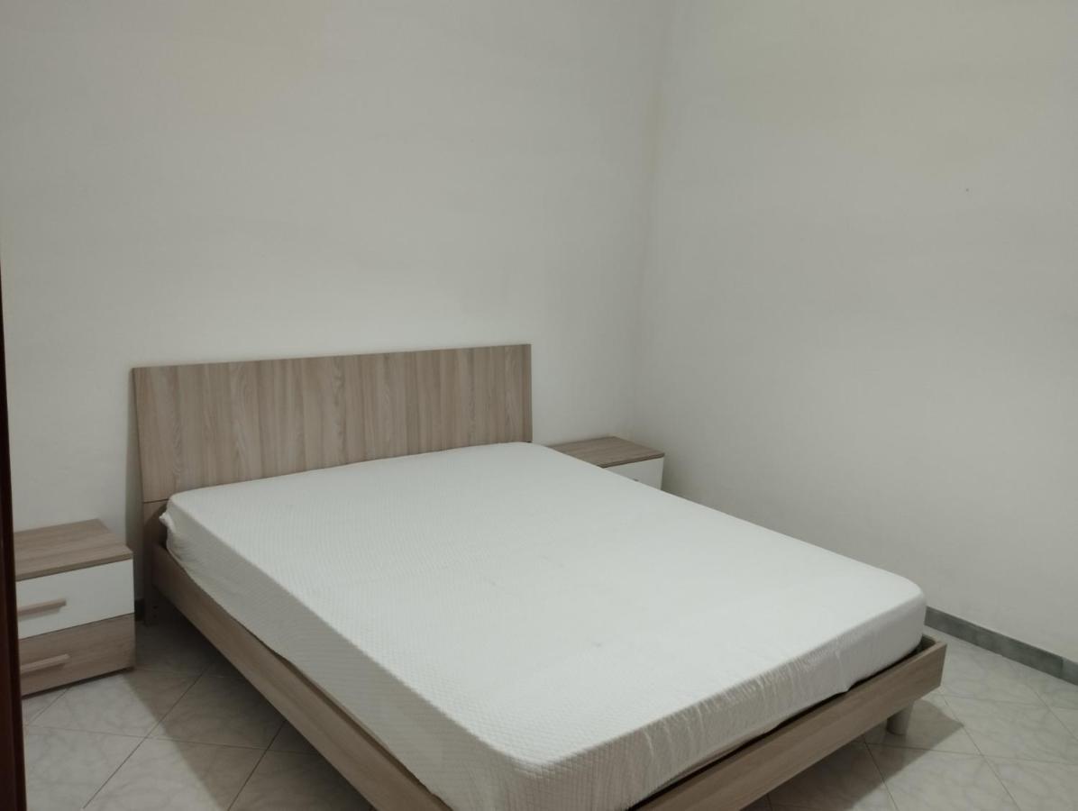 Clave, Affittacamere, Casa Vacanze Cozze Екстер'єр фото