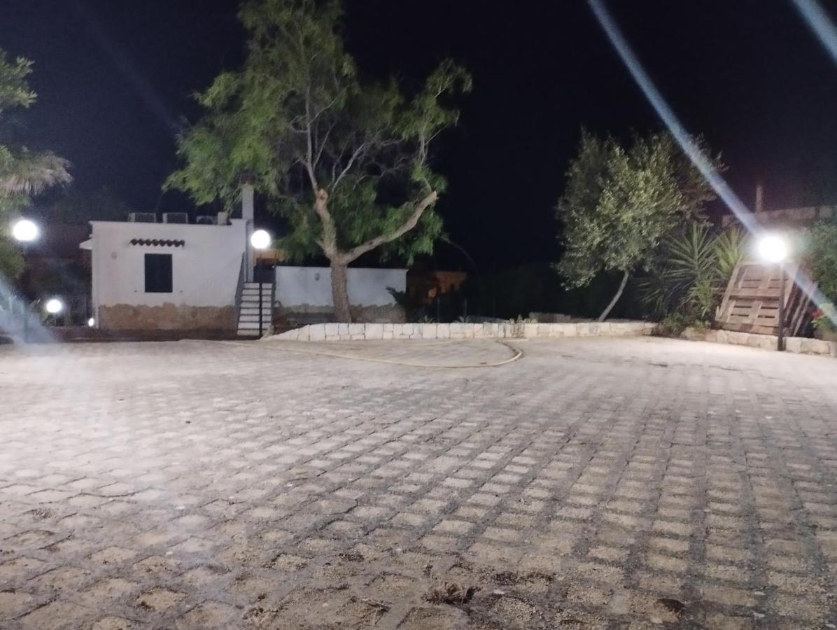 Clave, Affittacamere, Casa Vacanze Cozze Екстер'єр фото